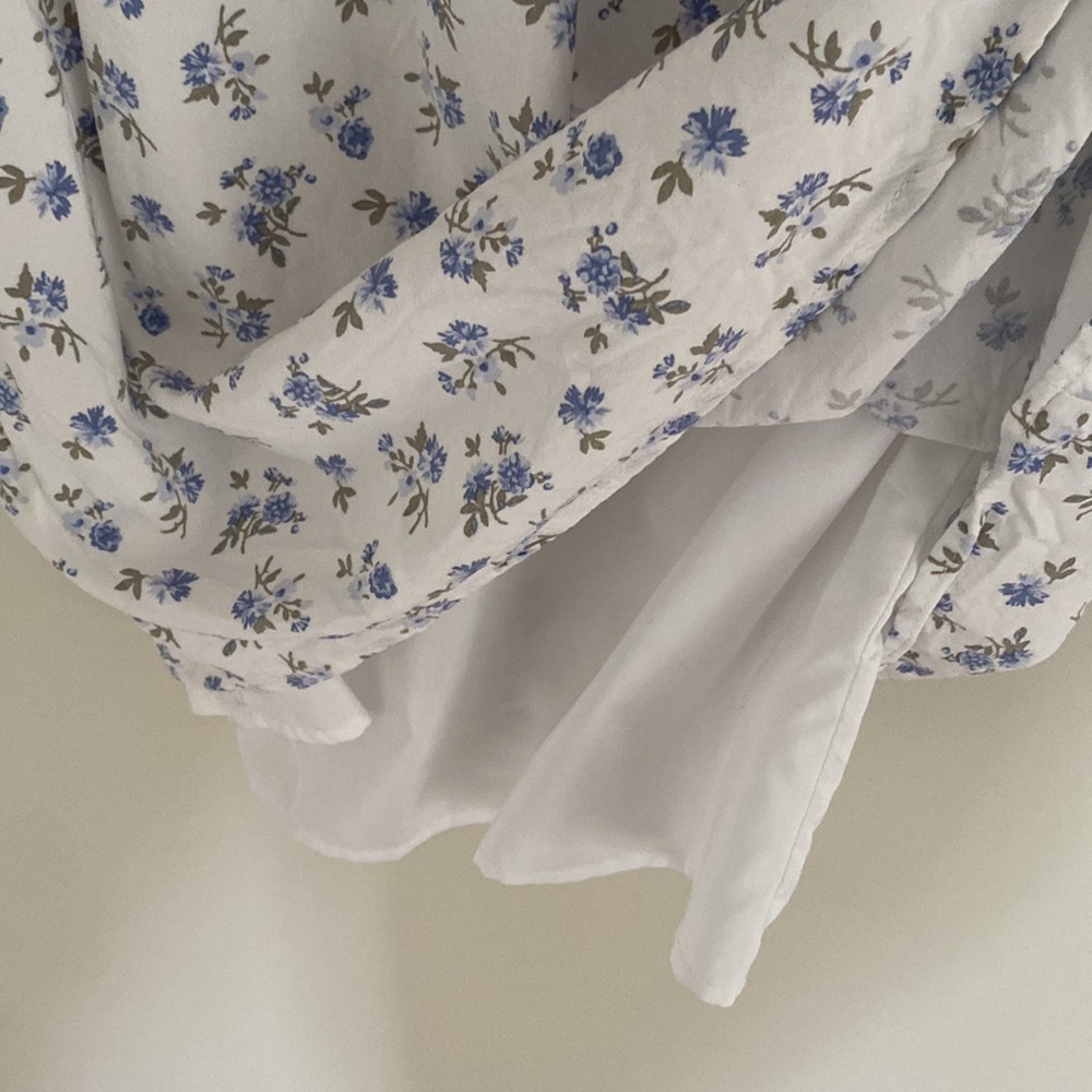 Hollister Spring Floral Dress - Picture 7 of 7